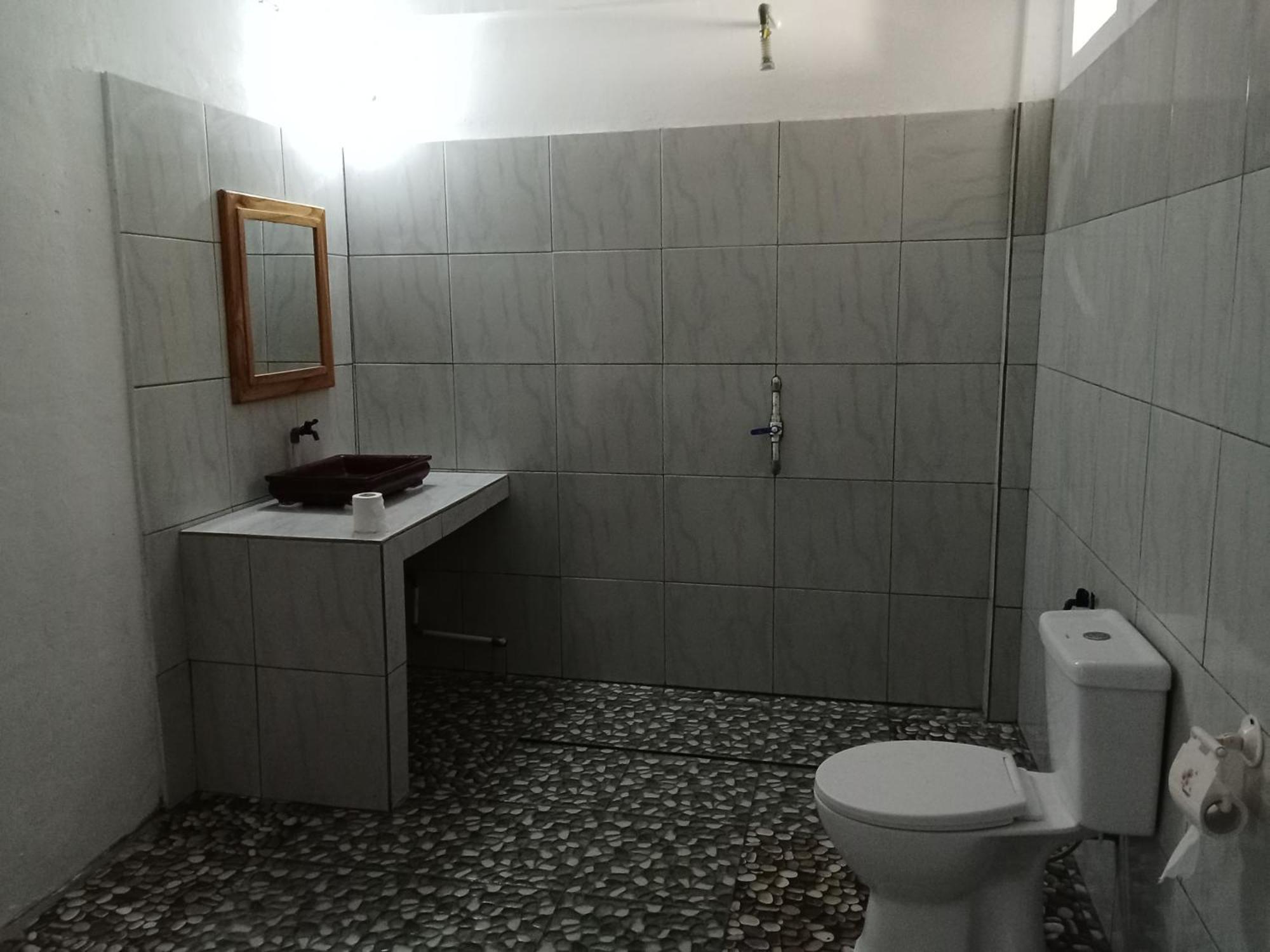 Feby'S Homestay Ekas Zimmer foto